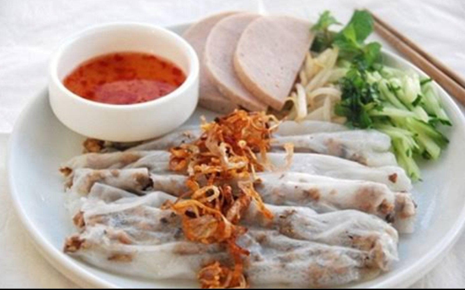 BANH CUON CHA LUA - Vietnamese Steamed Rice Rolls (5 ROLLS)